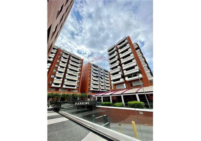 Business Property for Rent 1+1 in Tirana - 750 Euro