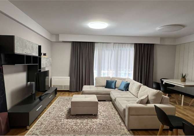 Casa in affitto 2+1 a Tirana - 1,200 Euro