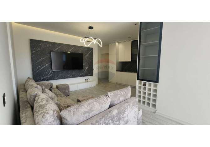 Shtepi ne shitje 3+1 ne Tirane - 285,000 Euro