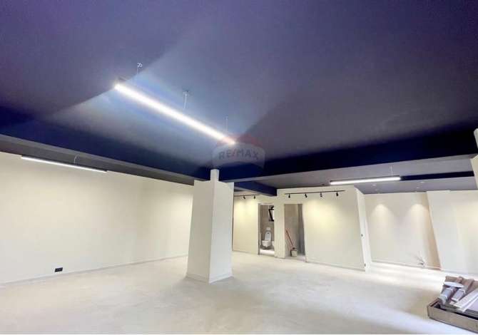 Ambient biznesi me qera 3+1 ne Tirane - 2,300 Euro