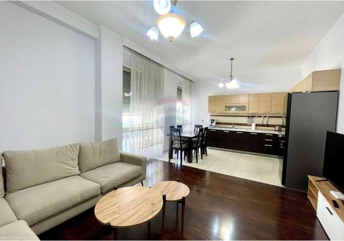 Shtepi me qera 3+1 ne Tirane - 1,500 Euro