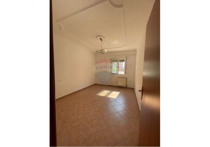 Shtepi ne shitje 2+1 ne Tirane - 255,000 Euro