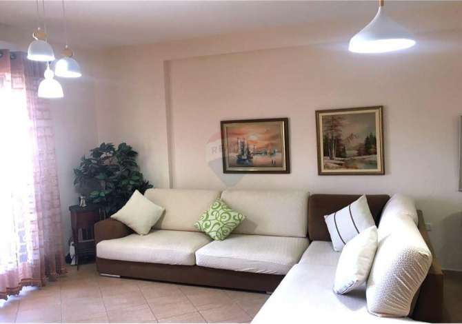Shtepi me qera 1+1 ne Tirane - 550 Euro
