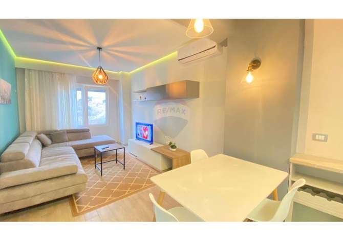 Shtepi me qera 2+1 ne Tirane - 500 Euro