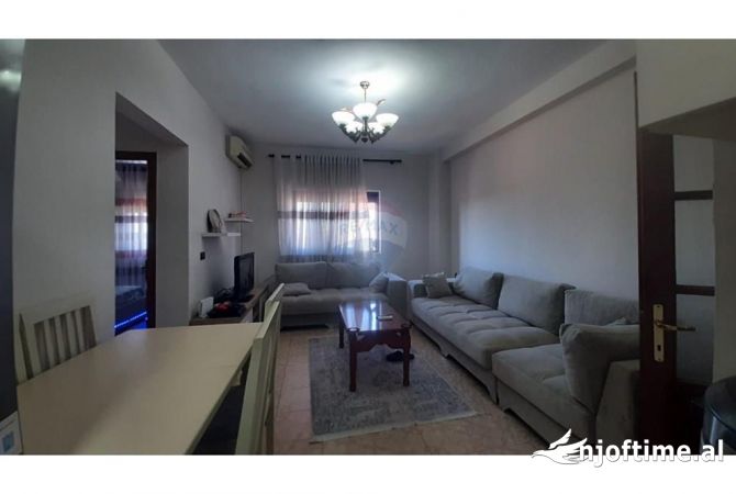 Shtepi me qera 2+1 ne Tirane - 550 Euro