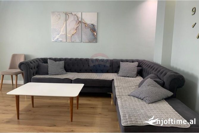 Shtepi me qera 2+1 ne Tirane - 600 Euro