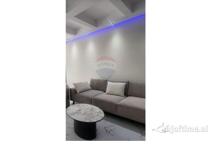 Shtepi me qera 2+1 ne Tirane - 650 Euro