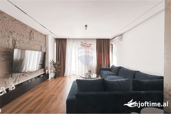 Shtepi ne shitje 2+1 ne Tirane - 264,000 Euro