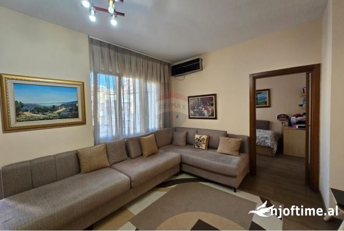 Shtepi me qera 2+1 ne Tirane - 850 Euro