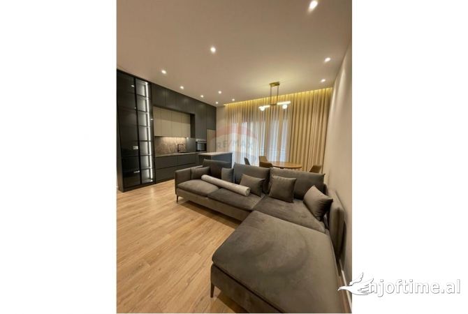 Shtepi me qera 1+1 ne Tirane - 800 Euro