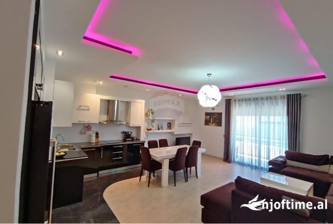 Shtepi me qera 2+1 ne Tirane - 550 Euro