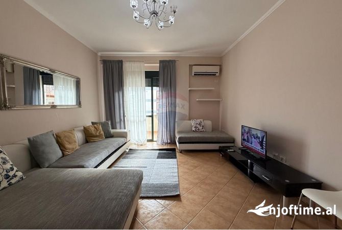 Shtepi me qera 1+1 ne Tirane - 550 Euro