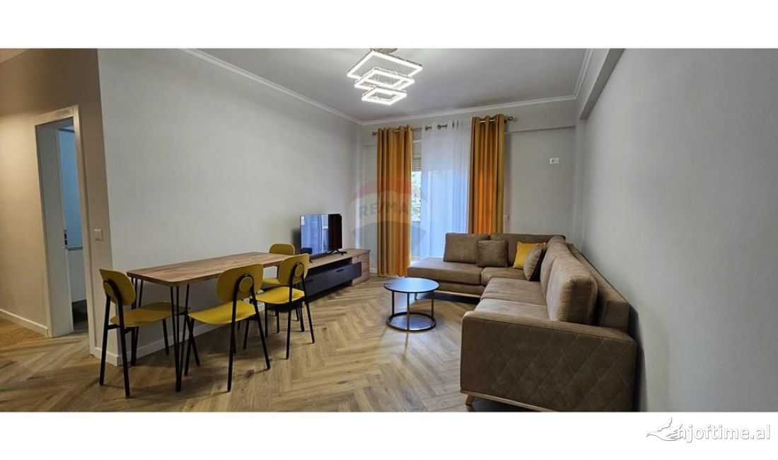 Shtepi me qera Apartament ne Tirane, 1+1, Mobilimi E mobiluar, Pagesa 700  Euro.
