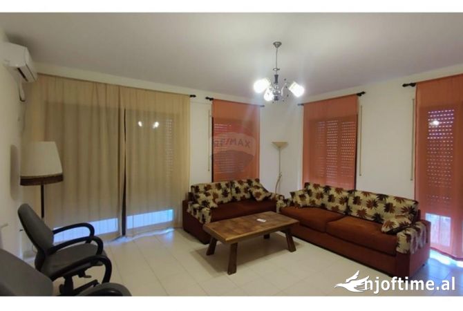 Shtepi me qera 2+1 ne Tirane - 500 Euro