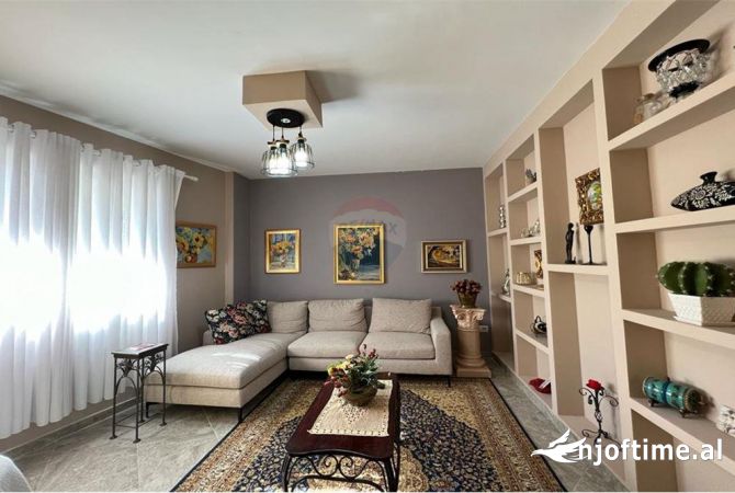 Shtepi ne shitje 2+1 ne Tirane - 175,000 Euro