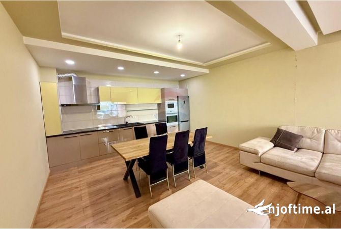 Shtepi me qera 2+1 ne Tirane - 600 Euro