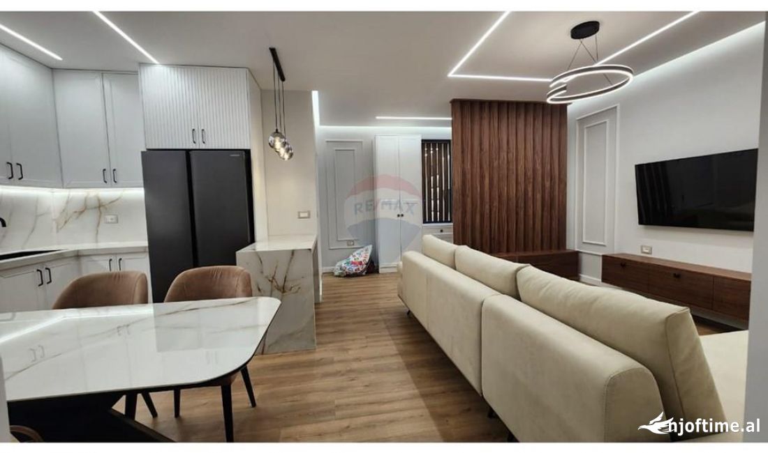 Shtepi me qera Apartament ne Tirane, 2+1, Mobilimi E mobiluar, Pagesa 1,200  Euro.