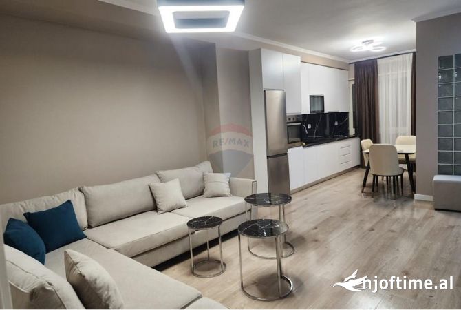 Shtepi me qera 2+1 ne Tirane - 750 Euro
