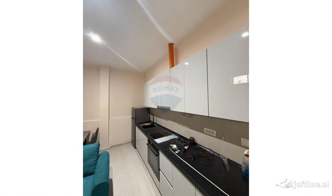 Shtepi me qera Apartament ne Tirane, 1+1, Mobilimi E mobiluar, Pagesa 450  Euro.