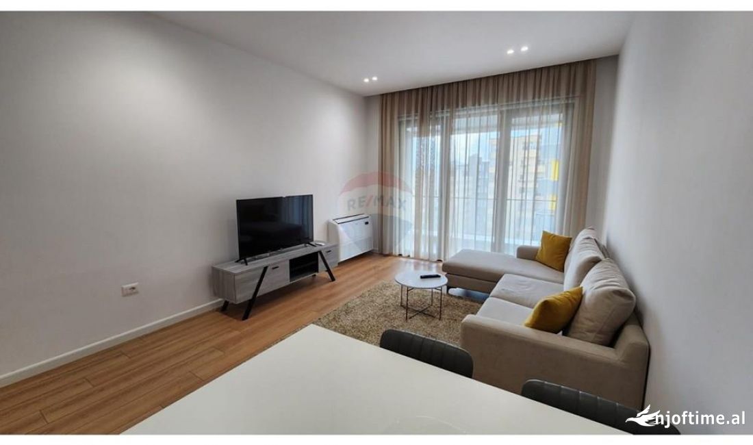 Shtepi me qera Apartament ne Tirane, 1+1, Mobilimi E mobiluar, Pagesa 750  Euro.