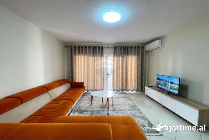 Shtepi me qera 2+1 ne Tirane - 500 Euro