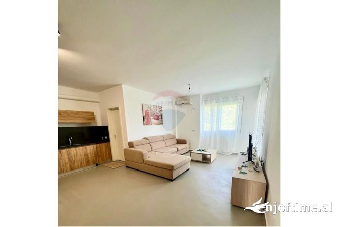 Shtepi ne shitje 1+1 ne Himare - 180,000 Euro