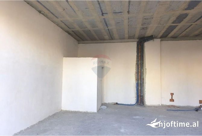 Ambient biznesi me qera 1+1 ne Tirane - 1,000 Euro