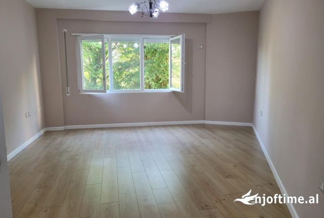 Shtepi me qera 1+1 ne Tirane - 400 Euro