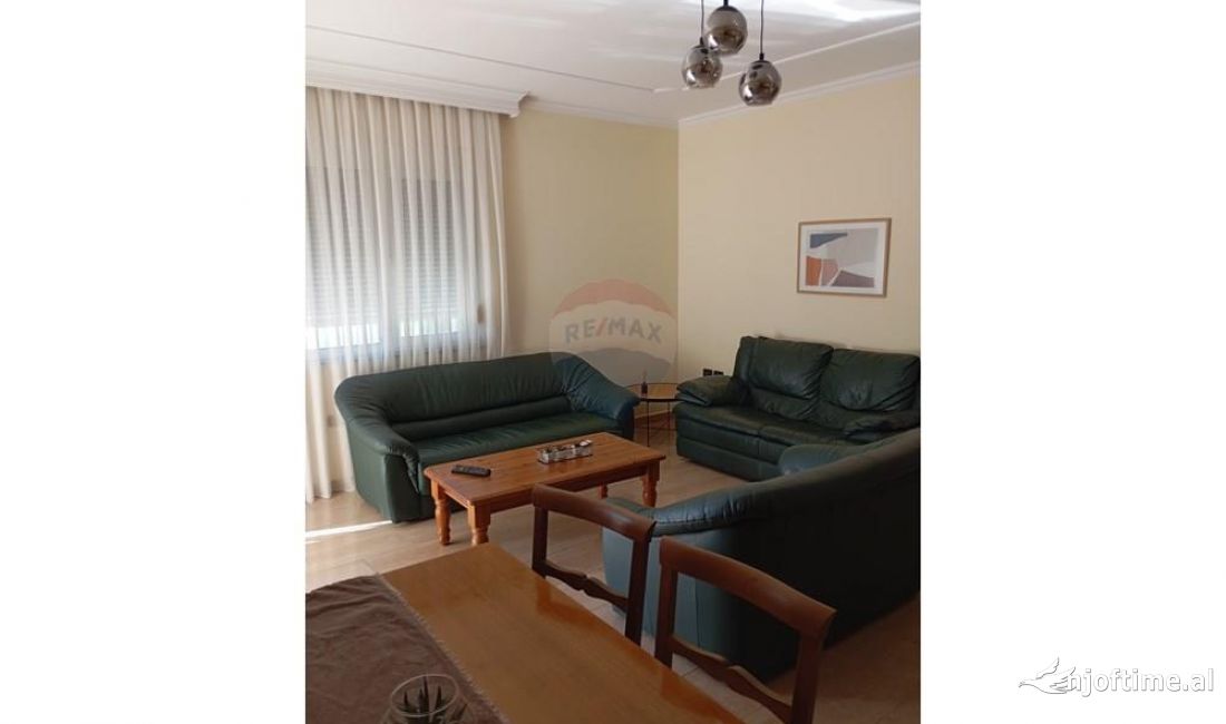 Shtepi me qera Apartament ne Tirane, 1+1, Mobilimi E mobiluar, Pagesa 600  Euro.