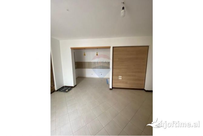 Shtepi ne shitje 2+1 ne Tirane - 177,000 Euro