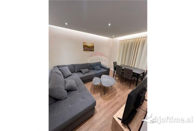 APARTAMENT 2+1 PER QIRA TEK BLLOKU I AMABASADAVE 