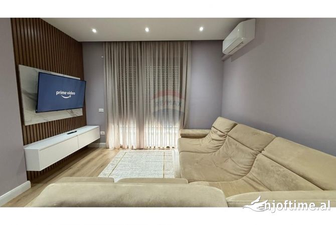 APARTAMENT 1+1 PER QIRA TEK BULEVARDI I RI 
