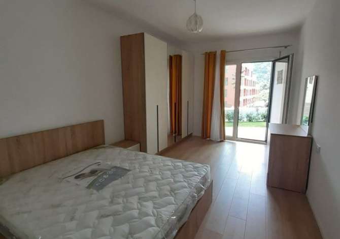 Shtepi me qera 2+1 ne Tirane - 550 Euro