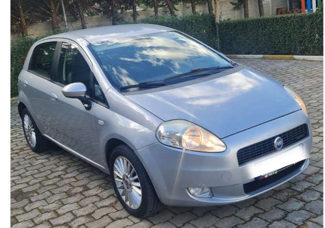 Car Rental in Saranda - 30 Euro
