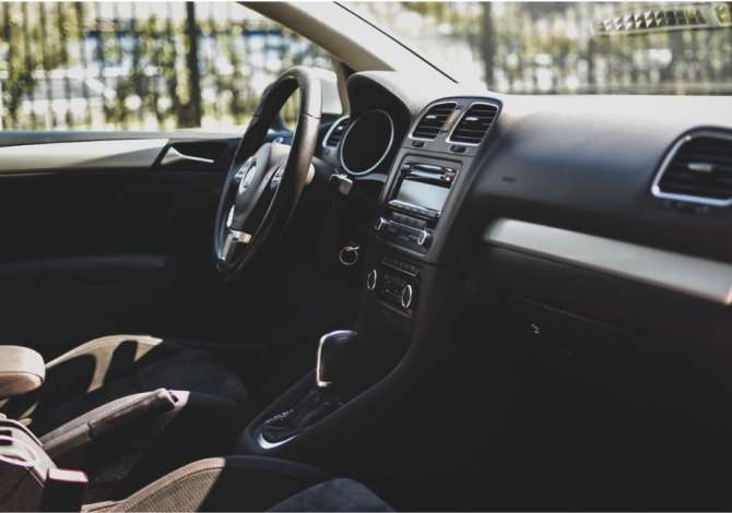 Noleggio Auto  a Tirana - 30 Euro