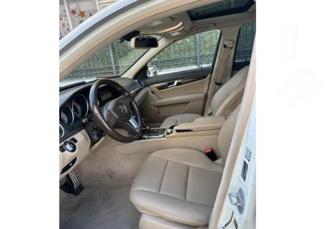Cars for sale in Tirana, Mercedes-Benz, 2012 Benzine,Kambio Automatik Payment 10,000  Euro.