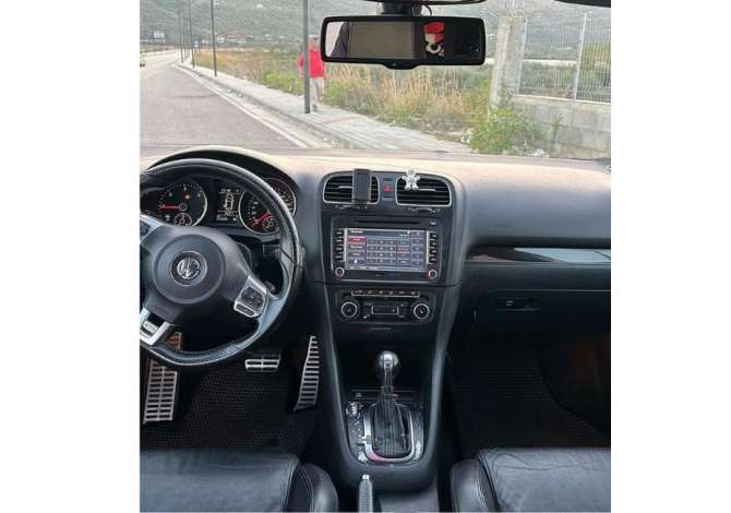 Makina ne shitje ne Tirane - 9,900 Euro
