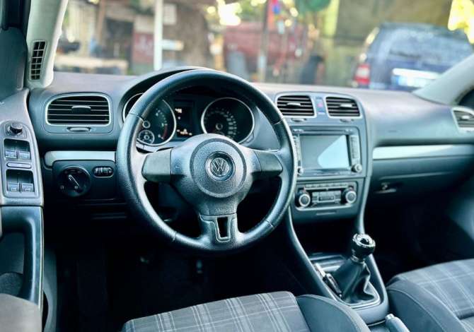 Jepet me qera Volkswagen Golf 6 duke filluar nga 30 euro dita