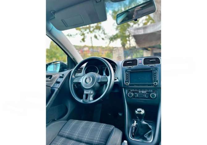 Jepet me qera Volkswagen Golf 6 duke filluar nga 30 euro dita