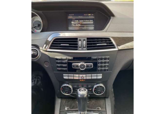 Jepet me qera Makina Mercedes Benz C-Class 250 CGI duke filluar nga 50 euro dita