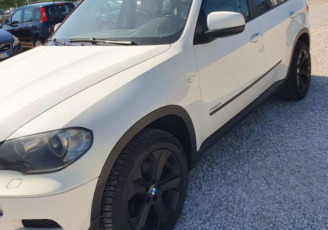 Noleggio Auto  a Tirana - 80 Euro