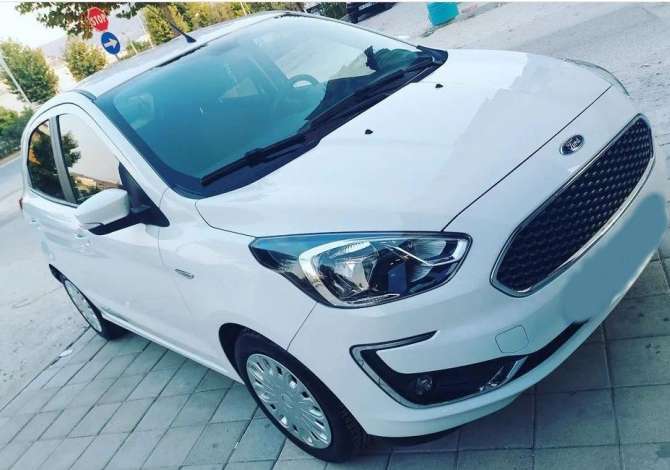 Car Rental in Vlora - 30 Euro