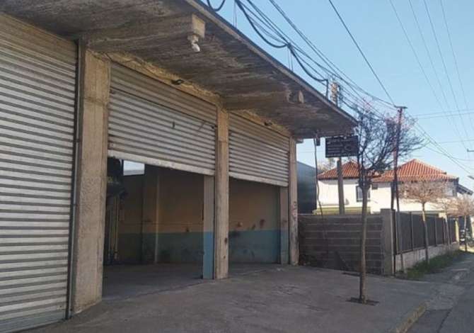 Business Property for Rent 4+1 in Tirana - 350 Euro