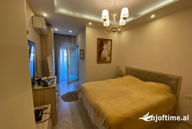 Shtepi ne shitje 2+1 ne Tirane - 155,000 Euro
