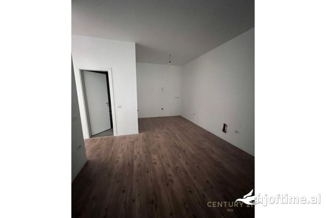 Shtepi me qera 1+1 ne Tirane - 550 Euro