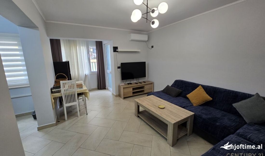 Shtepi me qera Apartament ne Tirane, 2+1, Mobilimi E mobiluar, Pagesa 650  Euro.