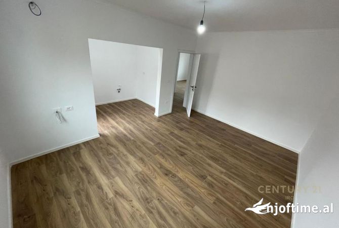 Shtepi ne shitje 2+1 ne Tirane - 148,000 Euro