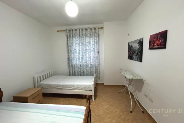Shtepi me qera 2+1 ne Tirane - 550 Euro