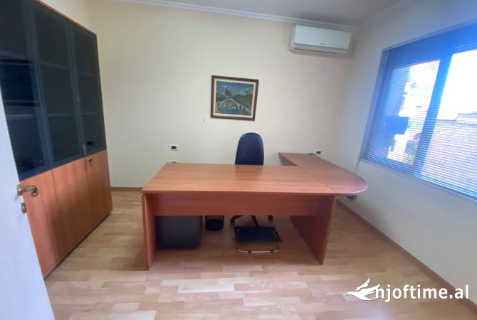 Shtepi me qera 1+1 ne Tirane - 600 Euro