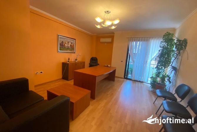 Shtepi me qera 1+1 ne Tirane - 600 Euro